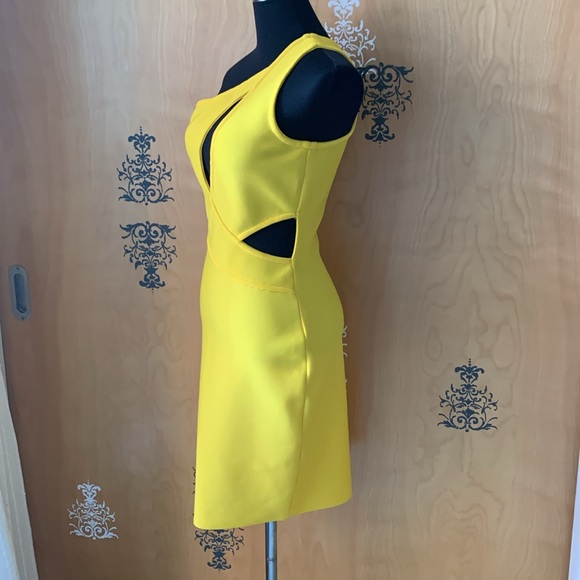 NEW - GORGEOUS Sexy Cut-Out Dress in Bright Yellow - Picture 3 of 14